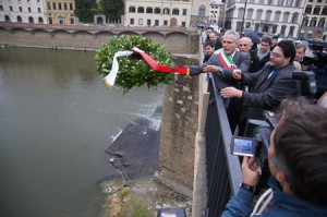 - 45 ALLUVIONE 2011 FIRENZE PROMUOVE (12)